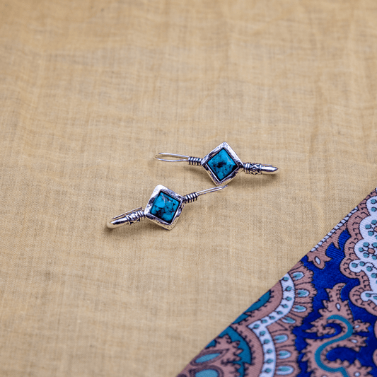 Unveiling the Secrets of High-Quality Sterling Silver Jewelry: A Buyer's Guide