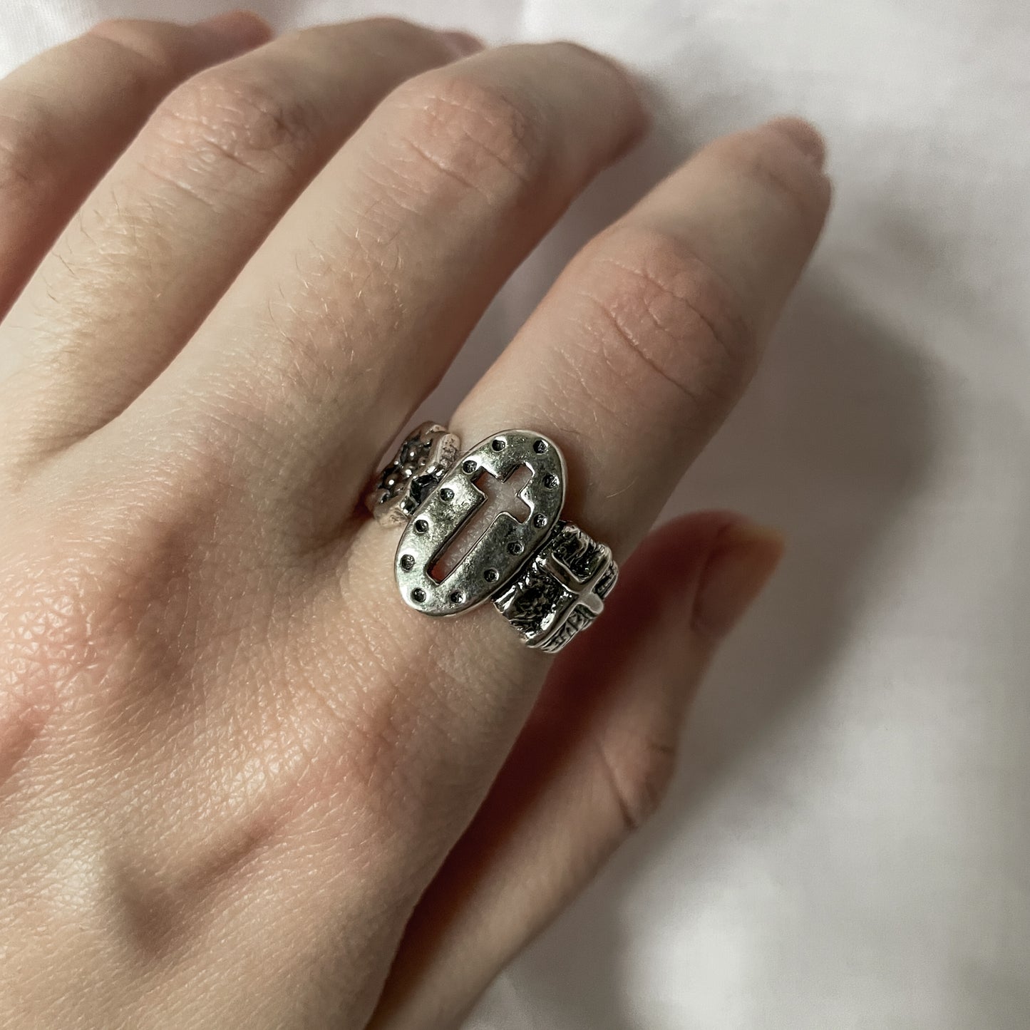 Серебряное кольцо 01R30578