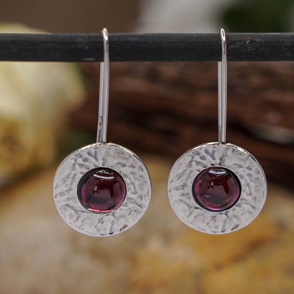 Boucles d'oreilles en argent avec grenat 01E480GR