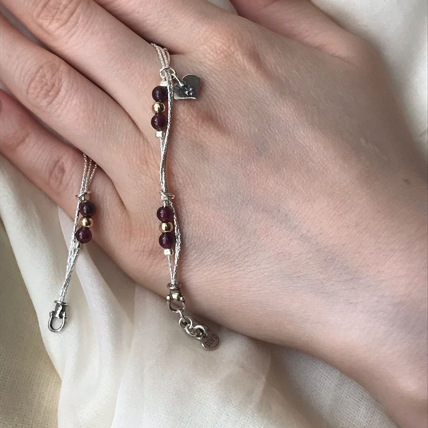 Silberarmband mit Granat 01B382GR