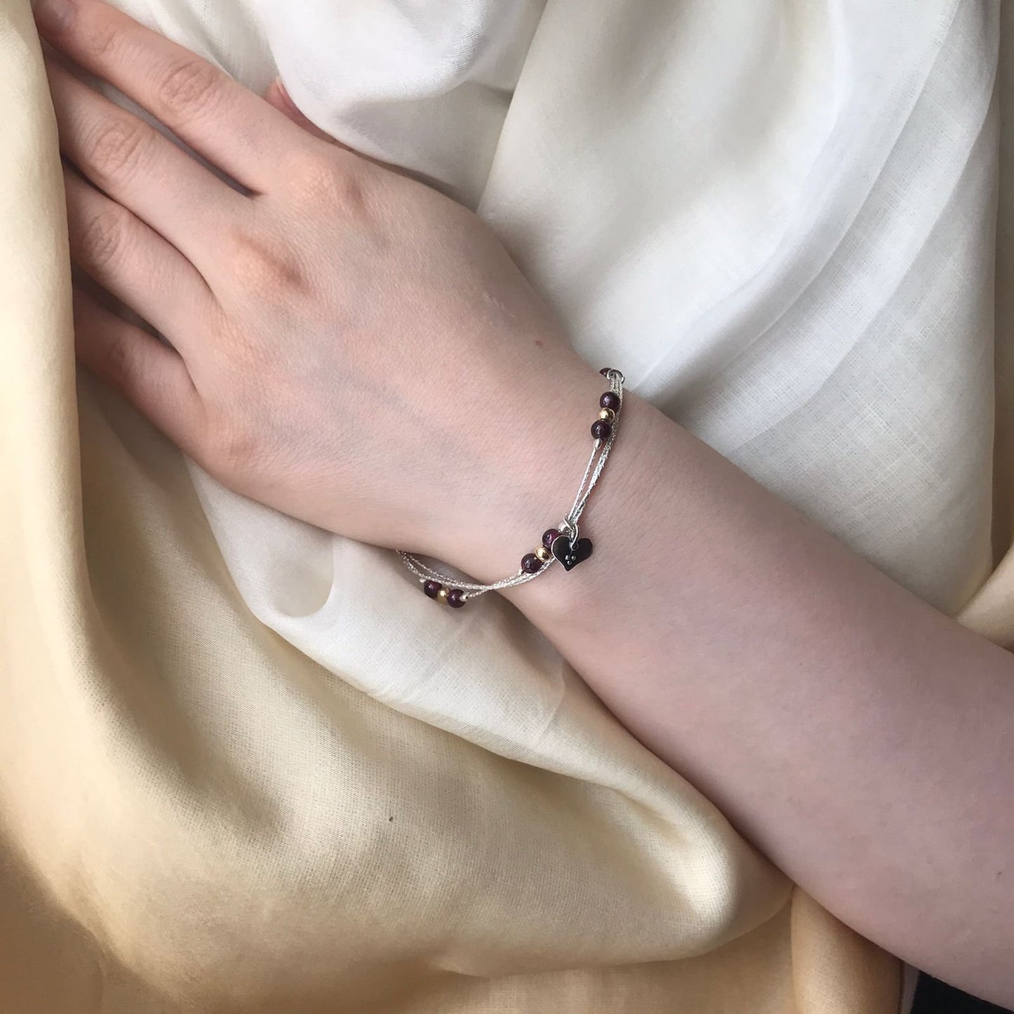 Silberarmband mit Granat 01B382GR