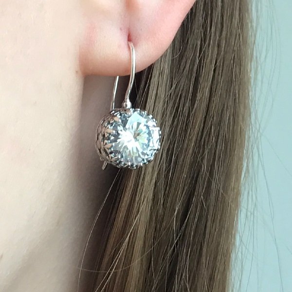 Silberne Ohrringe mit Zirkon 01E3424CZ