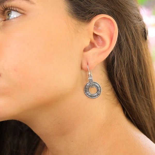 Boucles d'oreilles en argent 01E438