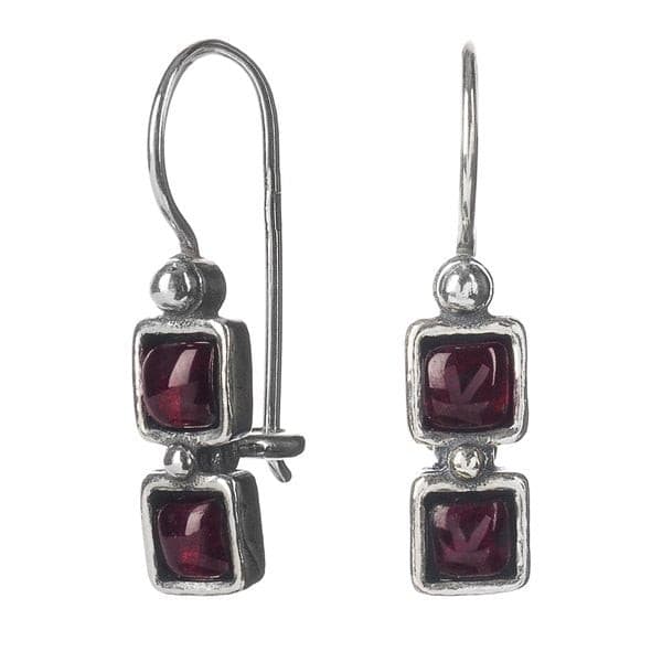 Boucles d'oreilles en argent avec grenat 01E832GR