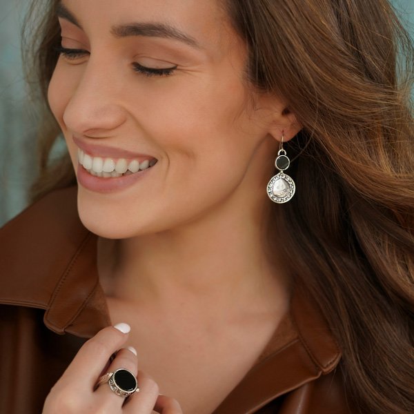 Silberring mit Onyx und Perlmutt 01R465ON