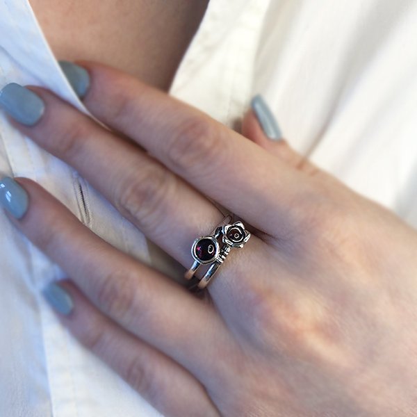 Silver ring with garnet 01R855GR