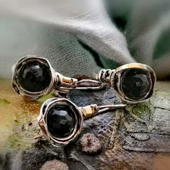 Silver earrings with onyx and gold MVE812GON