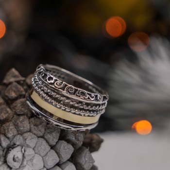 Silver ring with gold MVR1118G