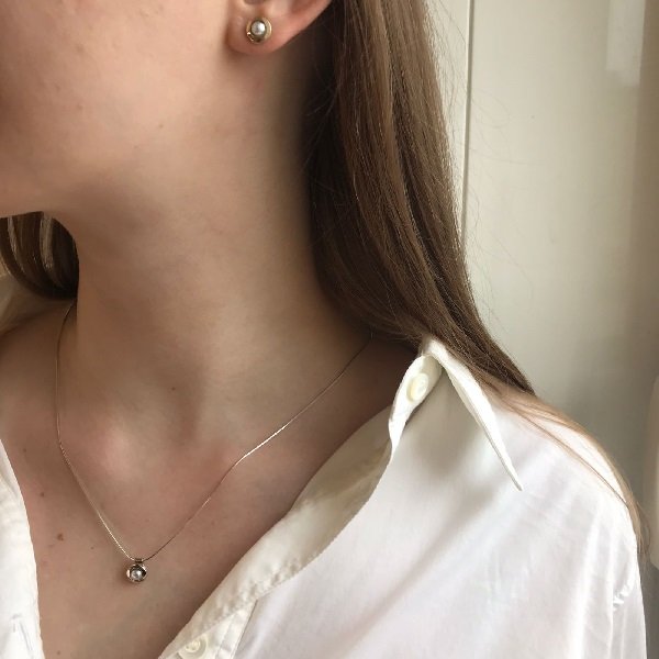 Серебряные серьги с жемчугом и золотом MVE1576GPL