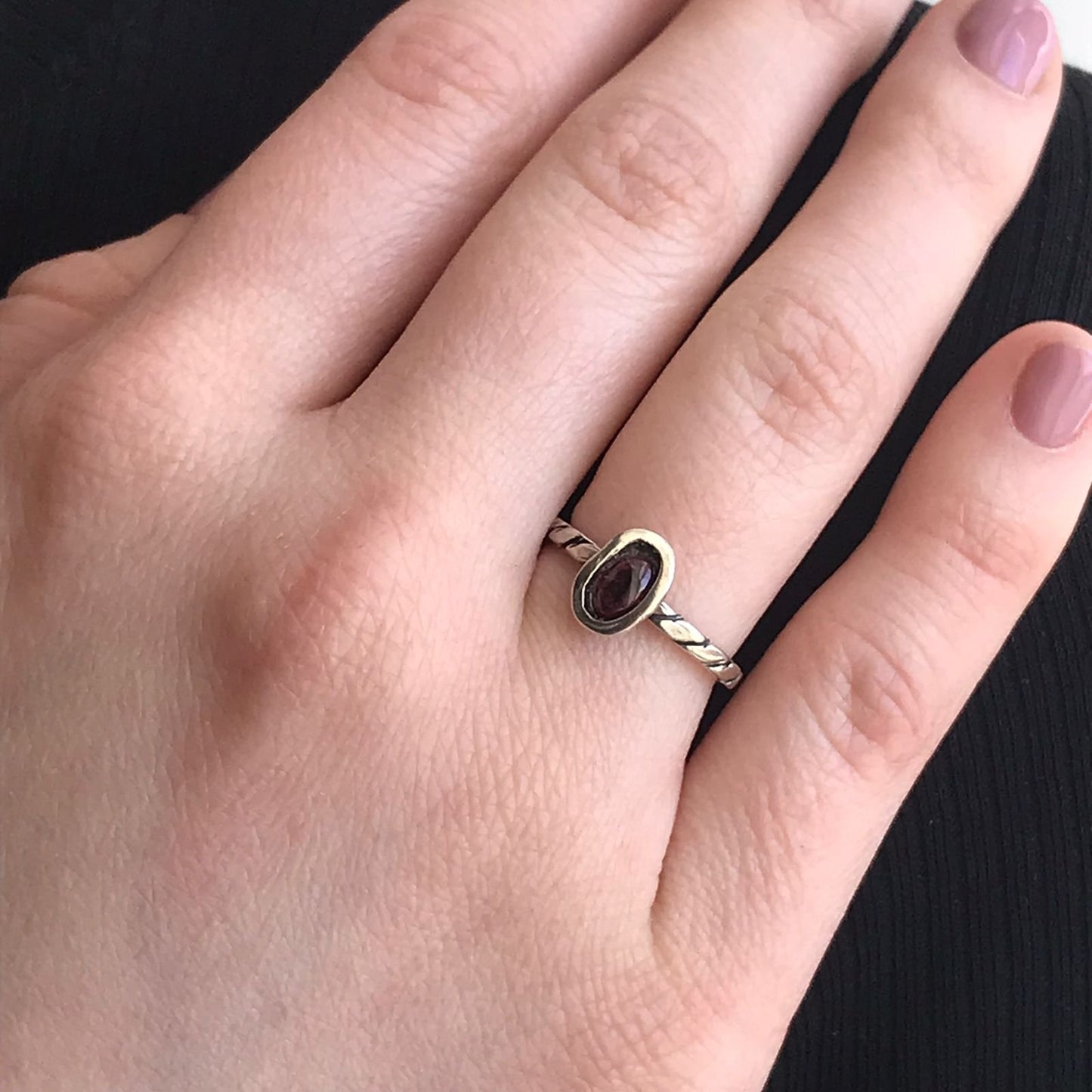 Bague en argent avec grenat MVR143511GR
