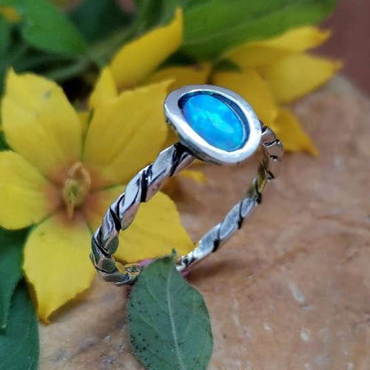 Silver ring with opal MVR143511OP