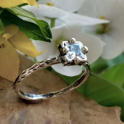Silver ring with zircon MVR1510CZ