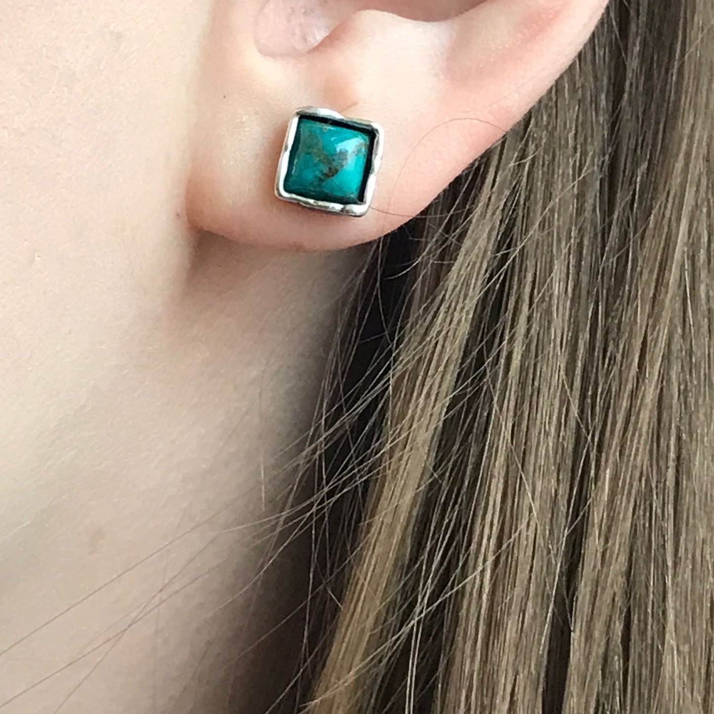 Boucles d'oreilles en argent avec turquoise 01E106TQ