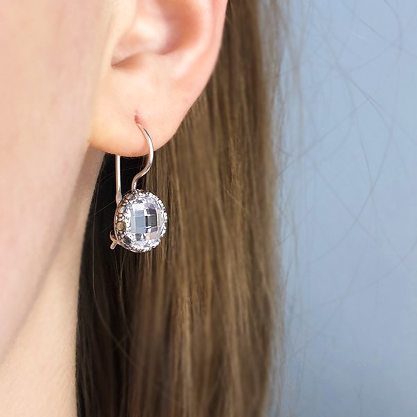 Boucles d'oreilles en argent avec zircon 01E1804CZ