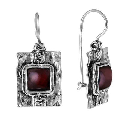 Boucles d'oreilles en argent avec grenat 01E447GR