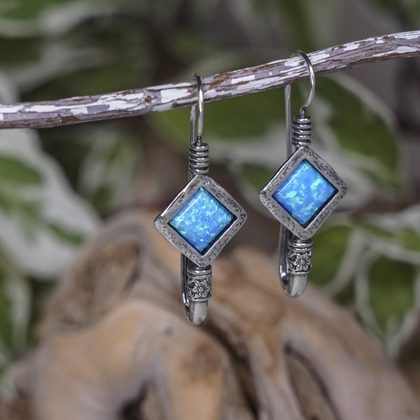 Silver earrings with opal 01E613OP