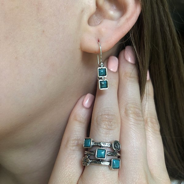 Silver earrings with turquoise 01E832TQ