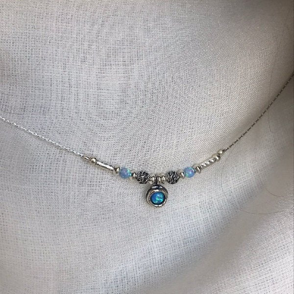 Silver necklace with opal 01N2755OP