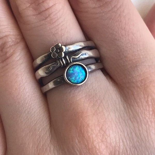 Silver ring with opal 01R332OP