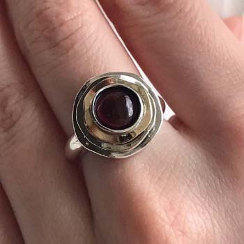 Bague en argent avec grenat et or MVR1103GGR