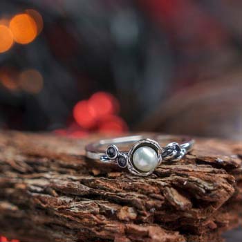 Silver ring with pearl MVR1769PL