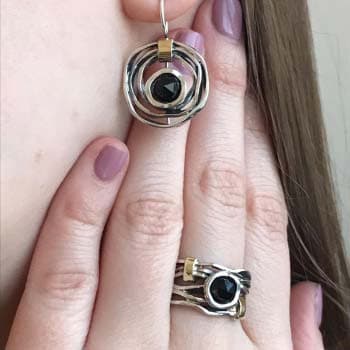 Silver earrings with onyx and gold MVE1447GON