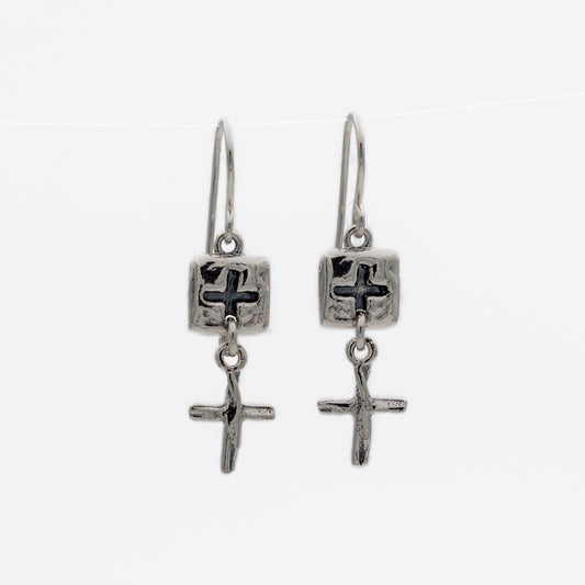 Silver earrings 01E3429