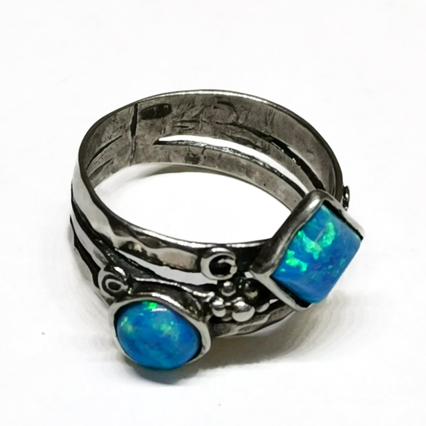 Silver ring with opal MVR1028OP